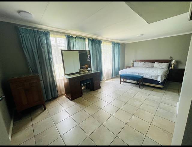 4 BEDROOM HOUSE FOR SALE IN WEBBER